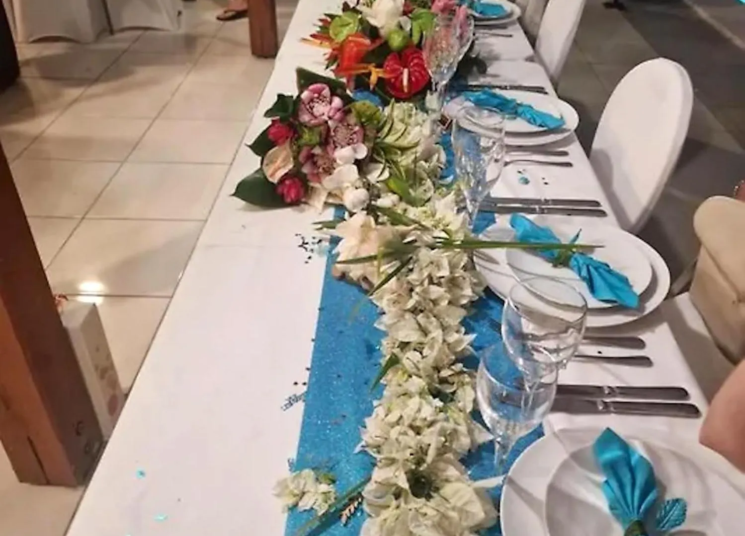 Maison Charmante Le Moule Avec Piscine Partagee