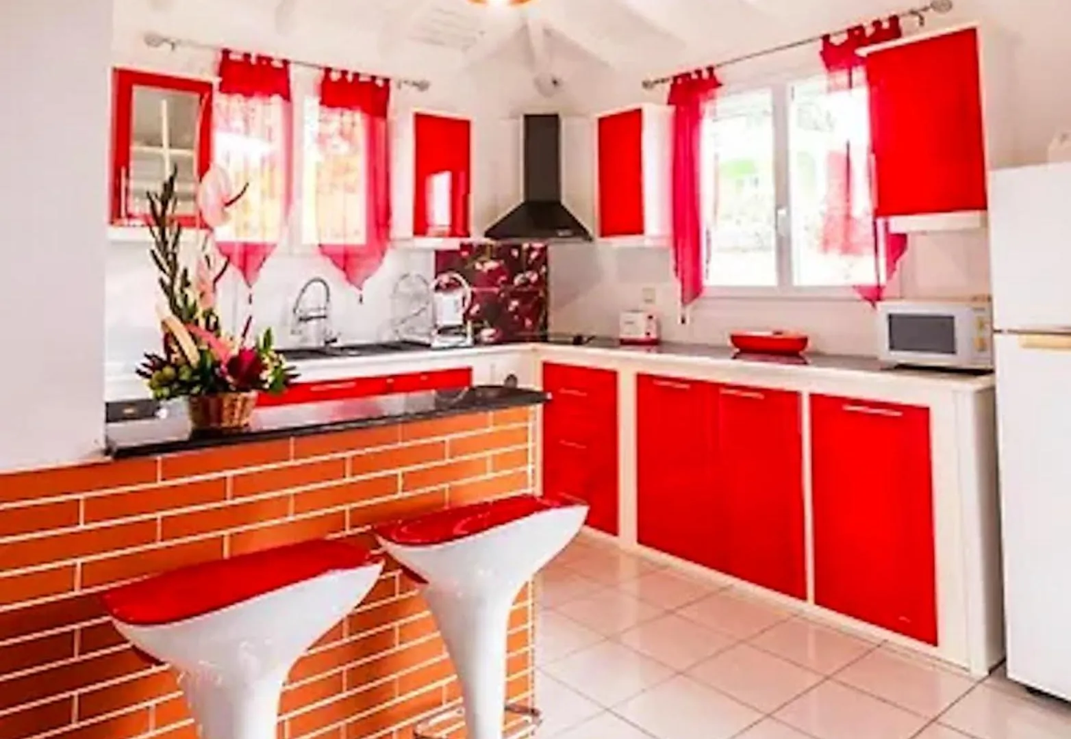 Maison Charmante Le Moule Avec Piscine Partagee Guadeloupe